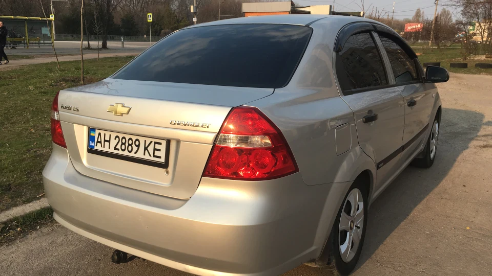 Chevrolet Aveo Sedan 2