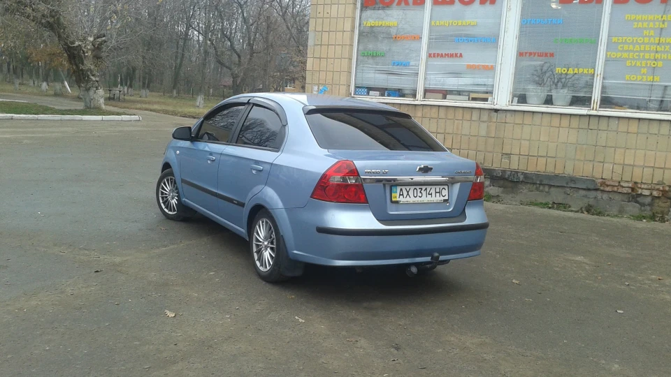 Chevrolet Aveo Sedan 2