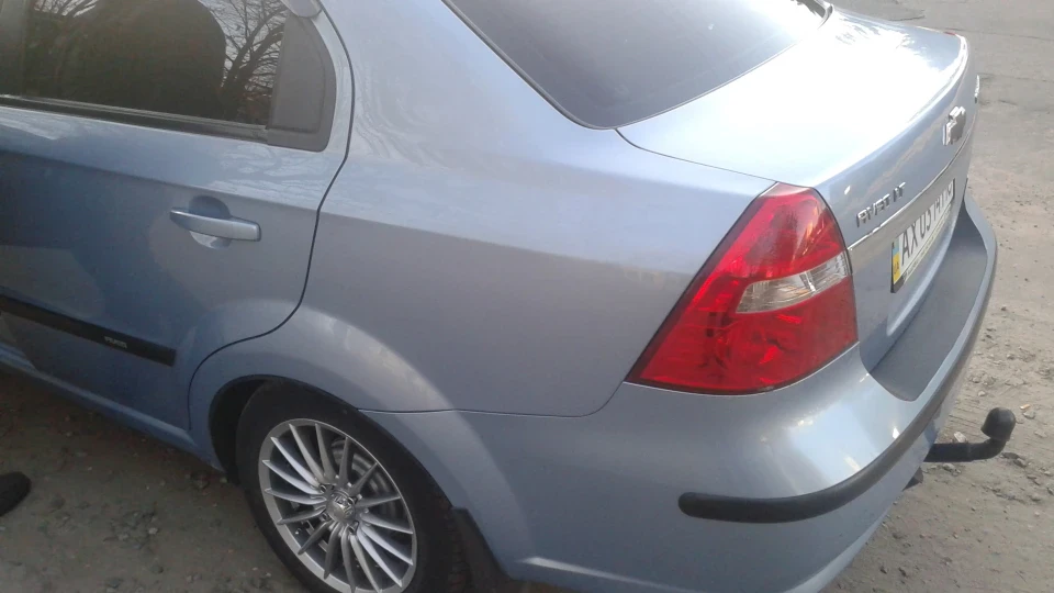 Chevrolet Aveo Sedan 5