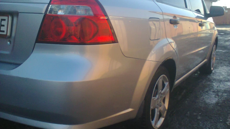 Chevrolet Aveo Sedan 3