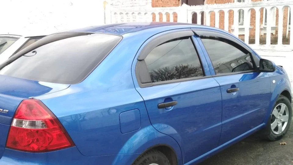 Chevrolet Aveo Sedan 2