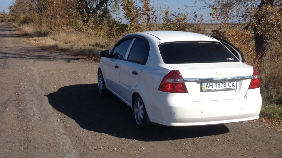 Chevrolet Aveo Sedan 4