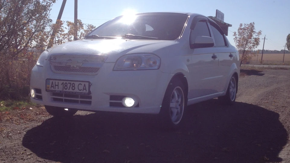 Chevrolet Aveo Sedan 5