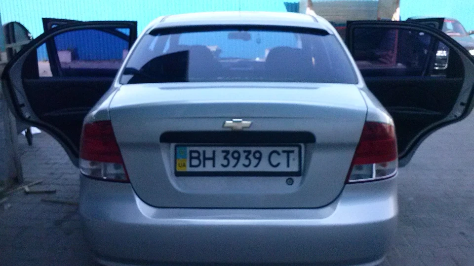 Chevrolet Aveo Sedan 2