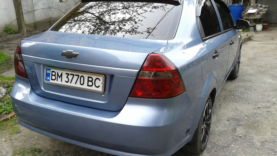 Chevrolet Aveo Sedan 2