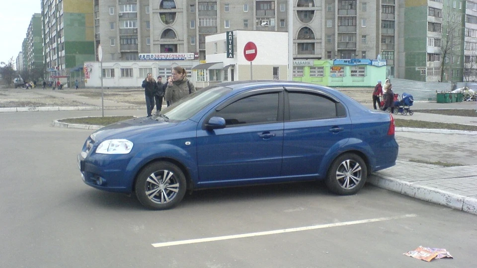 Chevrolet Aveo Sedan 3
