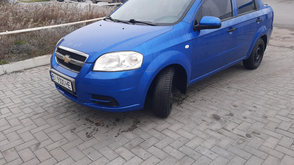 Chevrolet Aveo Sedan 4