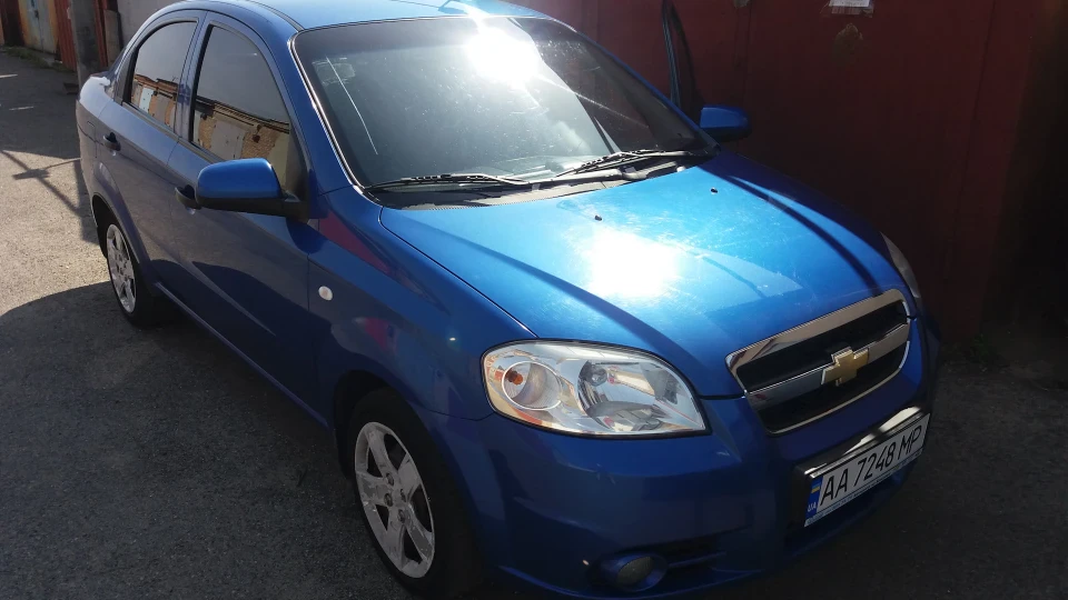 Chevrolet Aveo Sedan 2