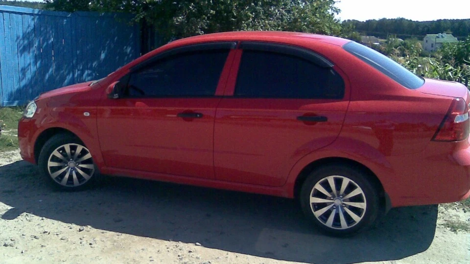 Chevrolet Aveo Sedan 3