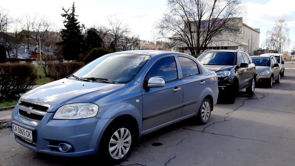 Chevrolet Aveo Sedan 3