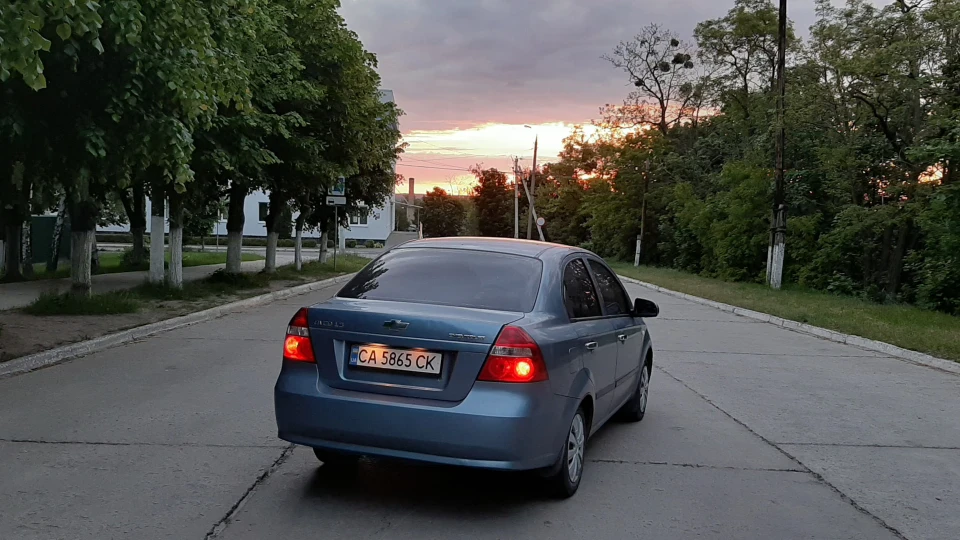 Chevrolet Aveo Sedan 5