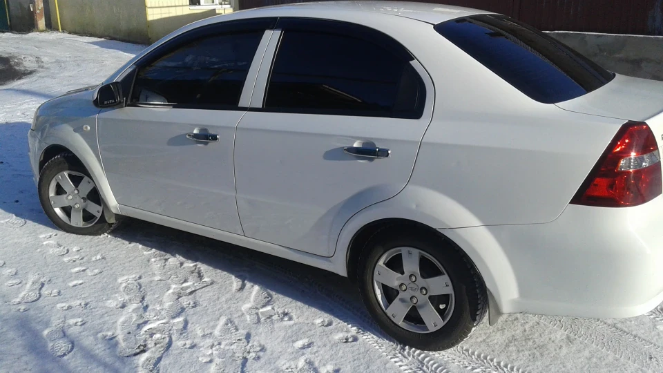 Chevrolet Aveo Sedan 2