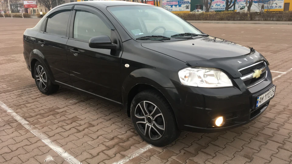 Chevrolet Aveo Sedan 2