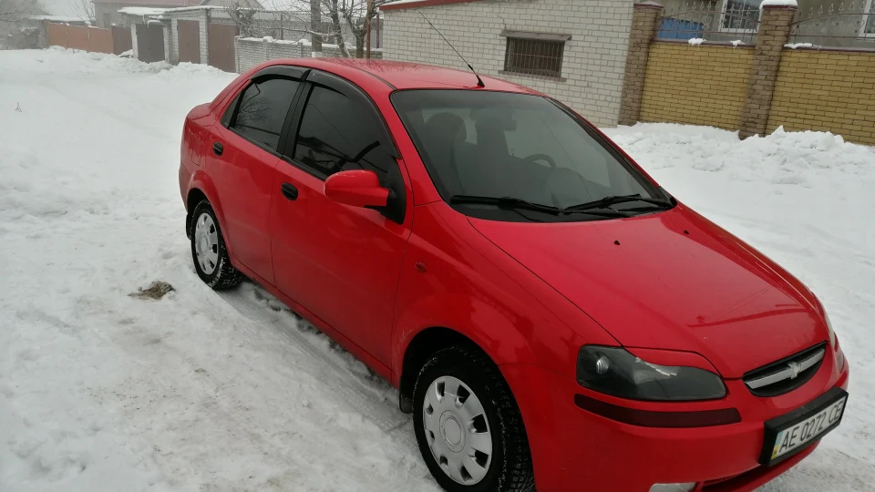Chevrolet Aveo Sedan 3