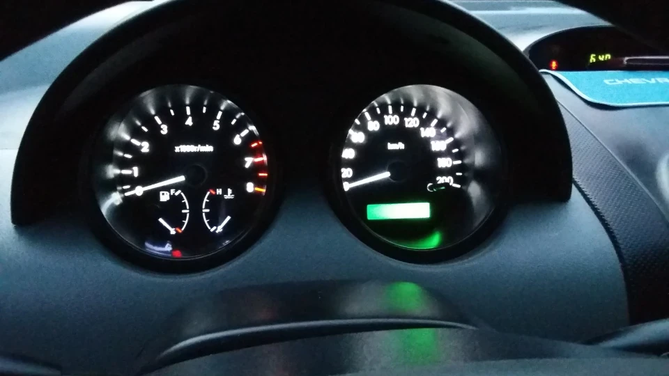 Chevrolet Aveo Sedan 3