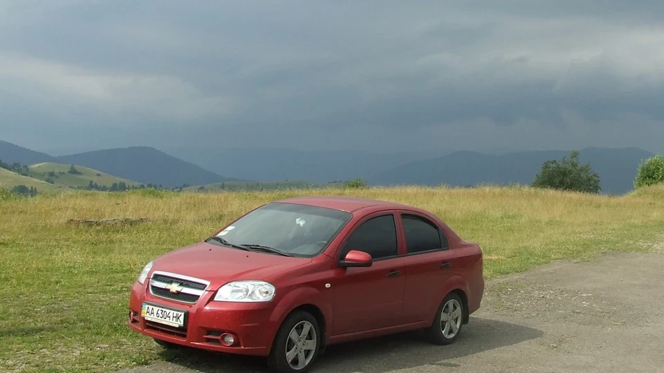 Chevrolet Aveo Sedan 3