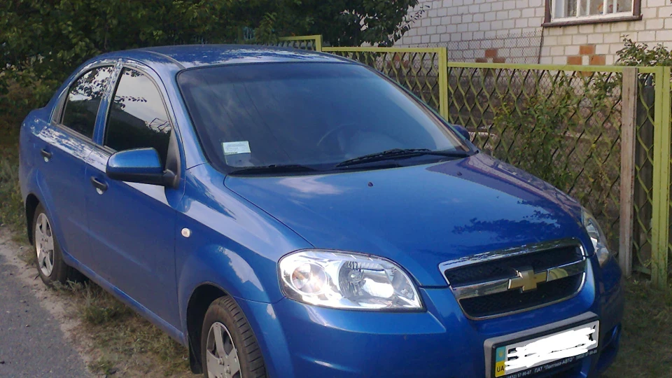 Chevrolet Aveo Sedan 3