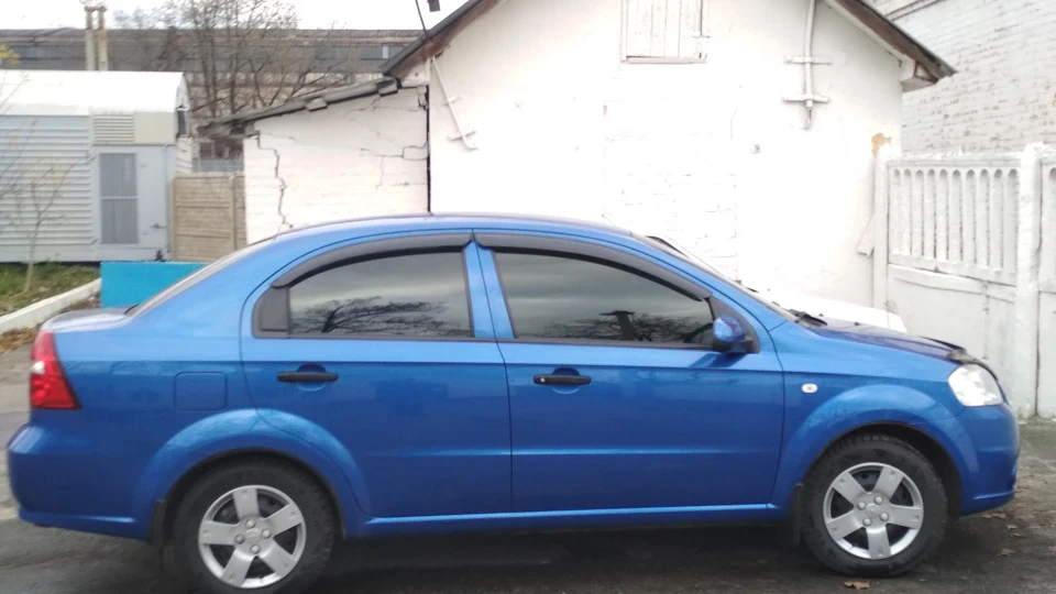 Chevrolet Aveo Sedan 5