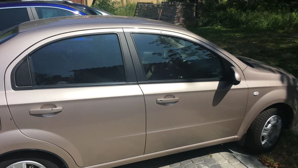 Chevrolet Aveo Sedan 3