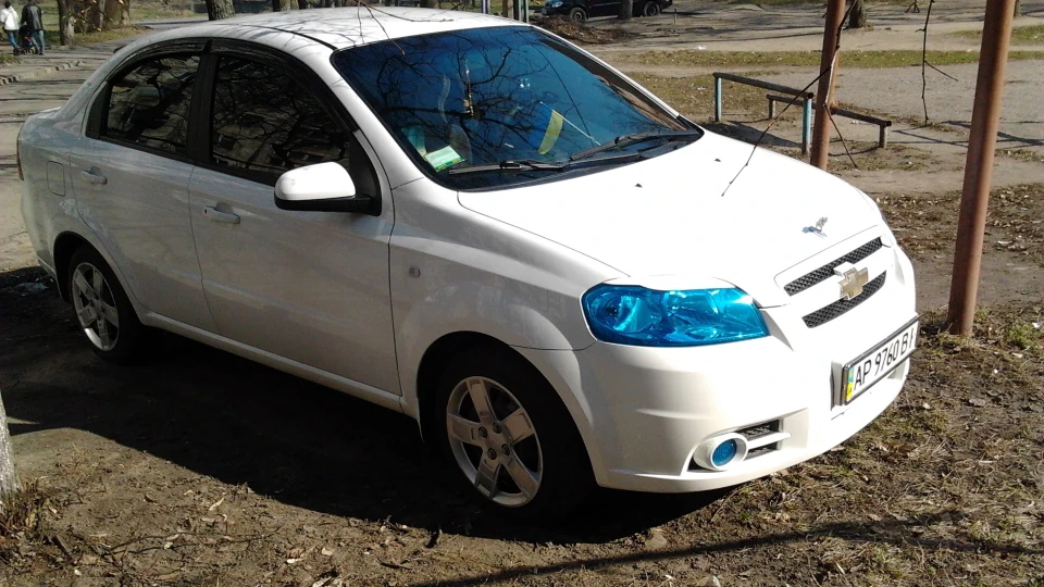 Chevrolet Aveo Sedan 3