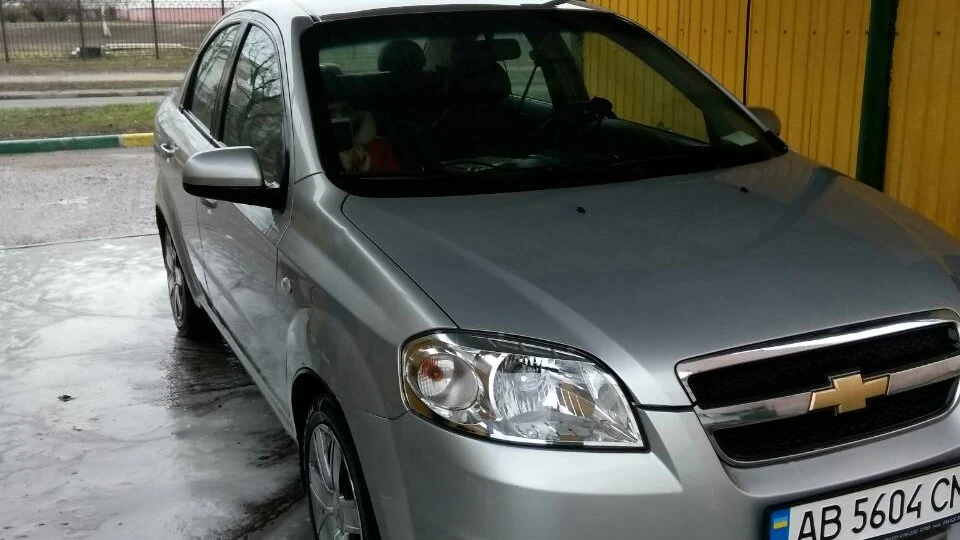 Chevrolet Aveo Sedan 2