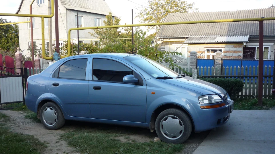 Chevrolet Aveo Sedan 2