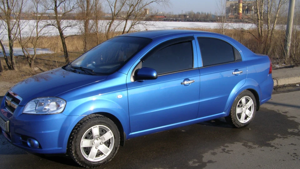 Chevrolet Aveo Sedan 2