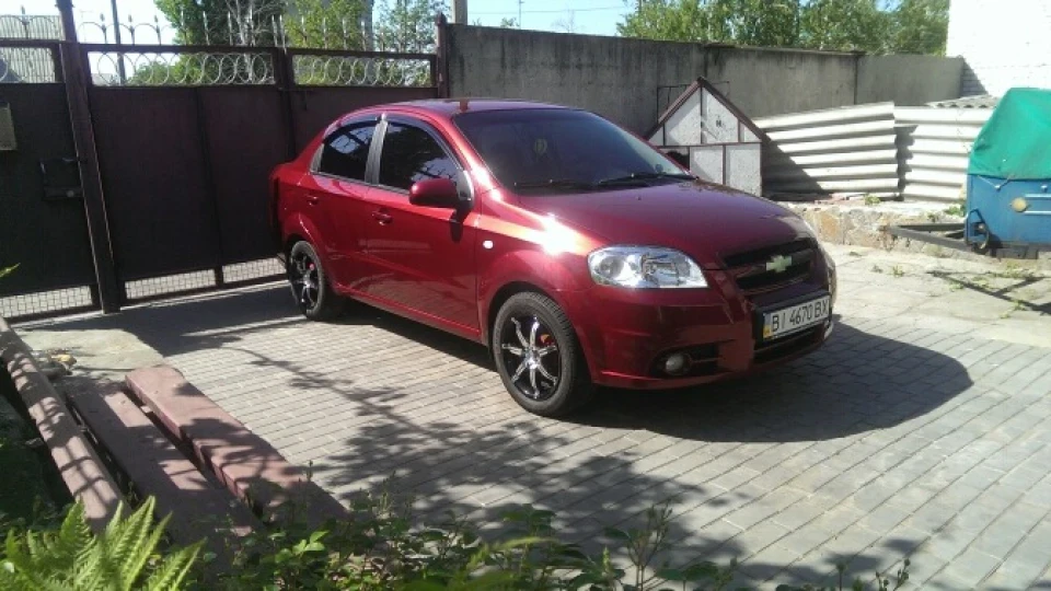 Chevrolet Aveo Sedan 3