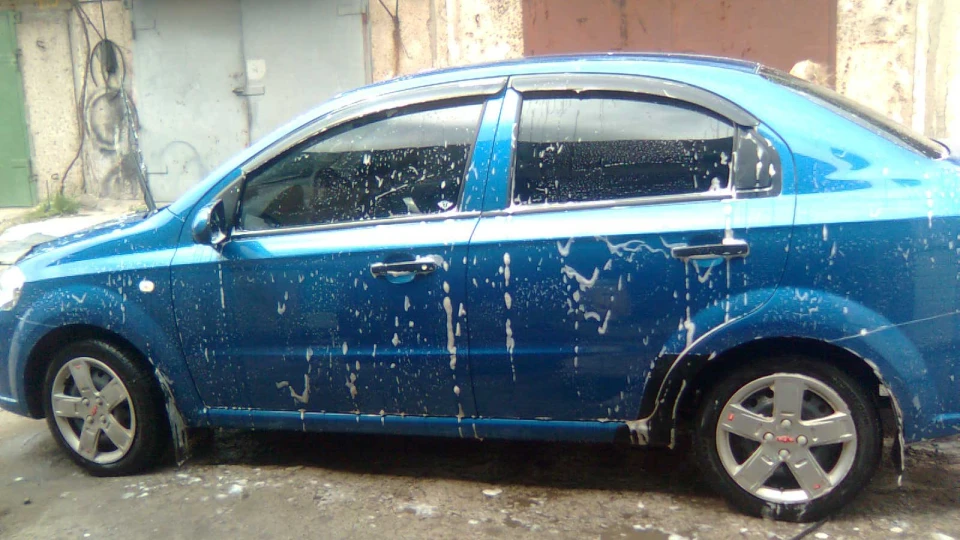 Chevrolet Aveo Sedan 3