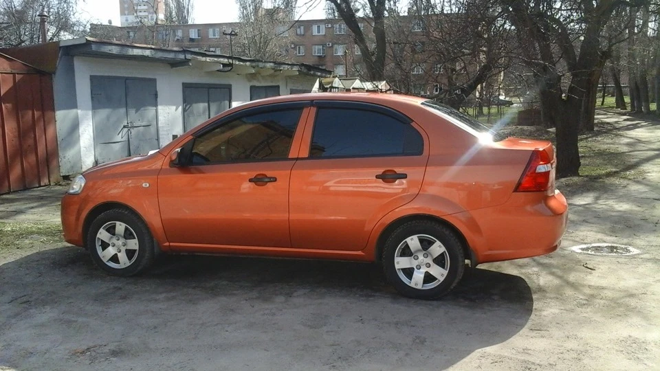 Chevrolet Aveo Sedan 2