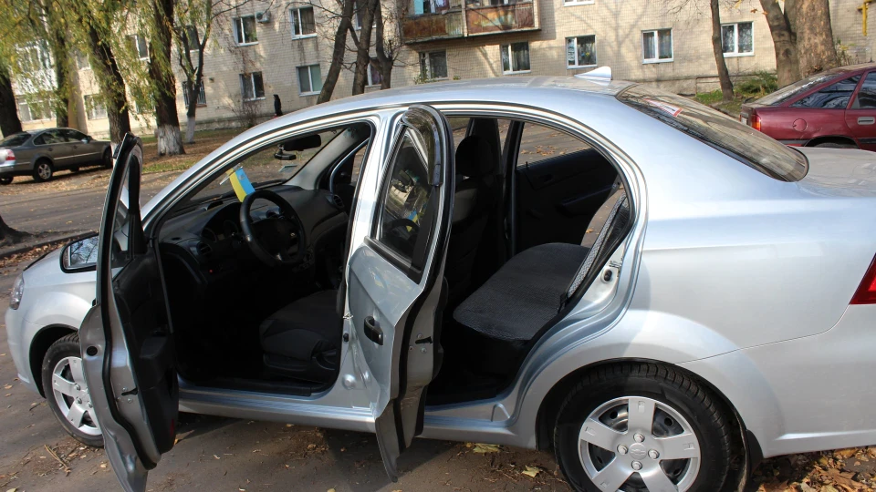 Chevrolet Aveo Sedan 2