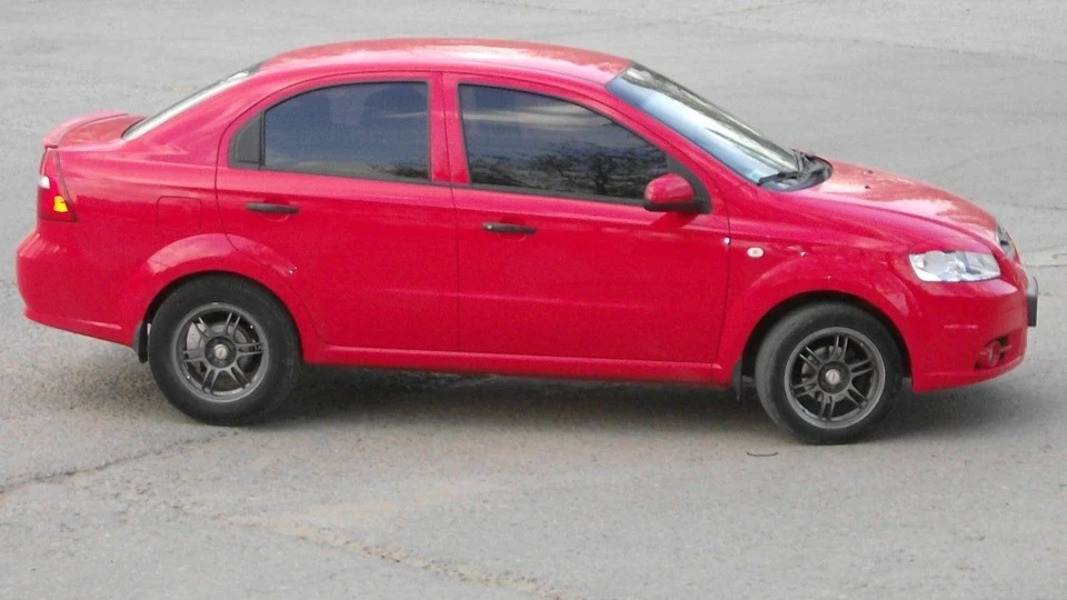 Chevrolet Aveo Sedan 2