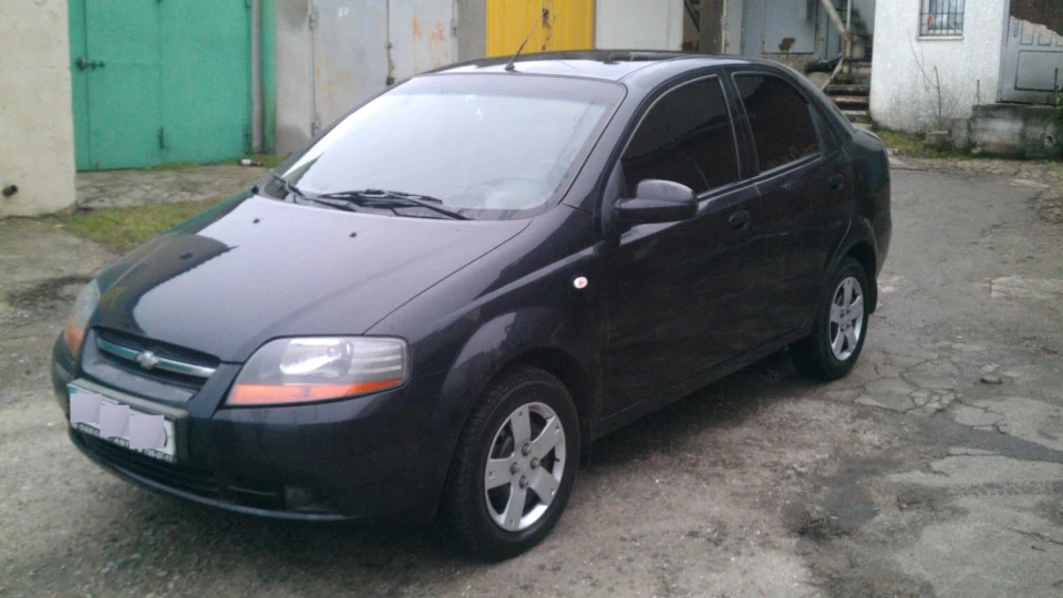 Chevrolet Aveo Sedan 2