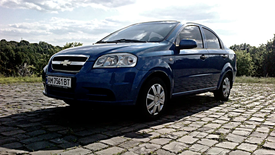 Chevrolet Aveo Sedan 4