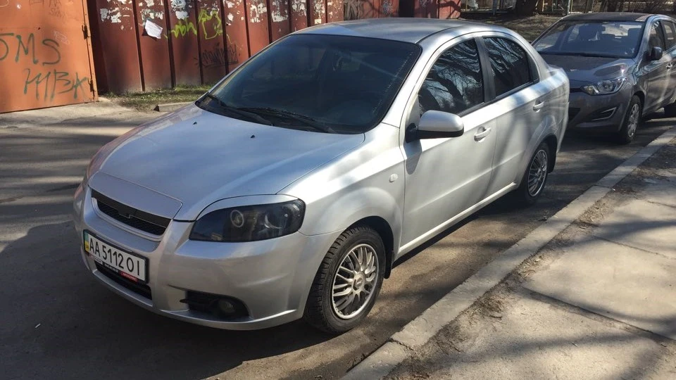 Chevrolet Aveo Sedan 3