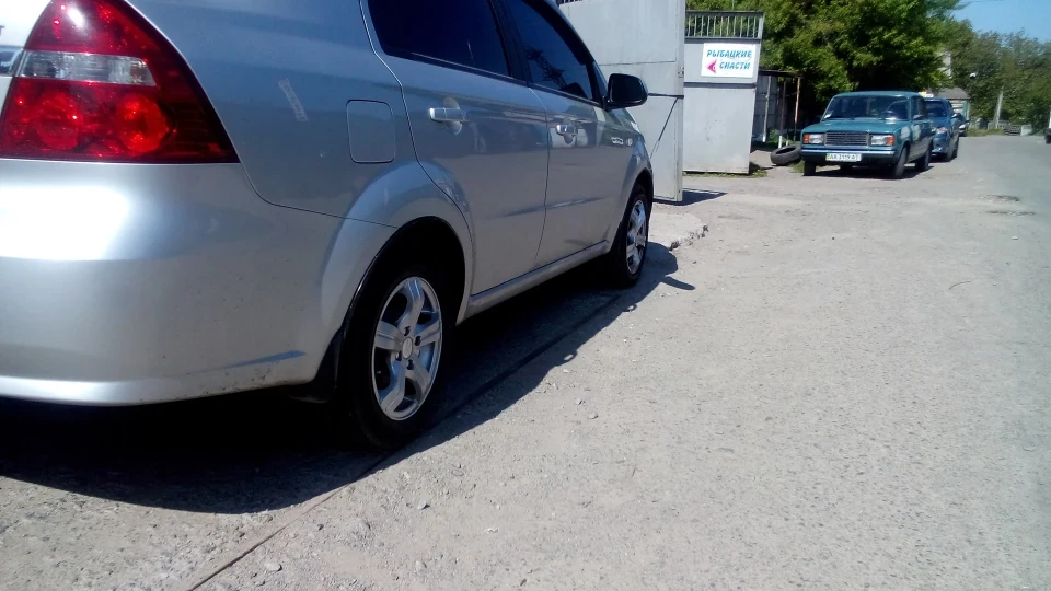 Chevrolet Aveo Sedan 2