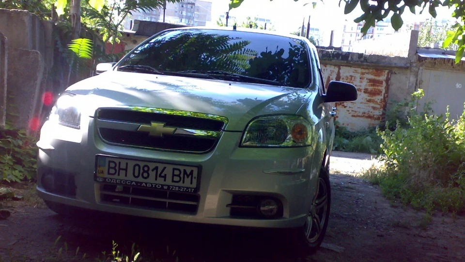 Chevrolet Aveo Sedan 3
