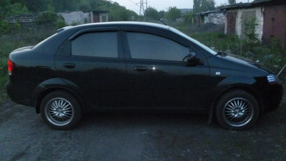 Chevrolet Aveo Sedan 2