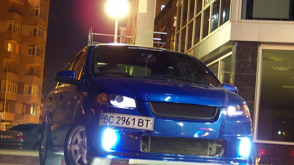 Chevrolet Aveo Sedan 2