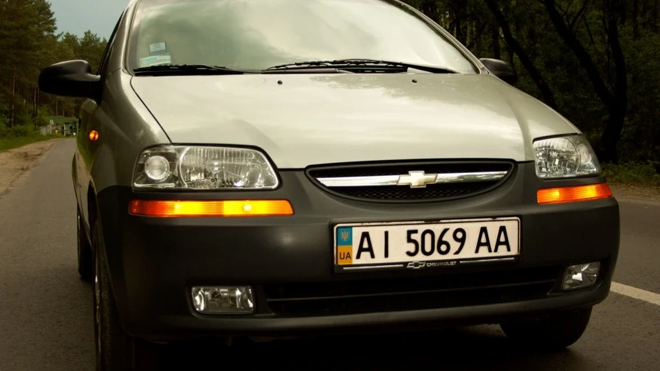 Chevrolet Aveo Sedan 4