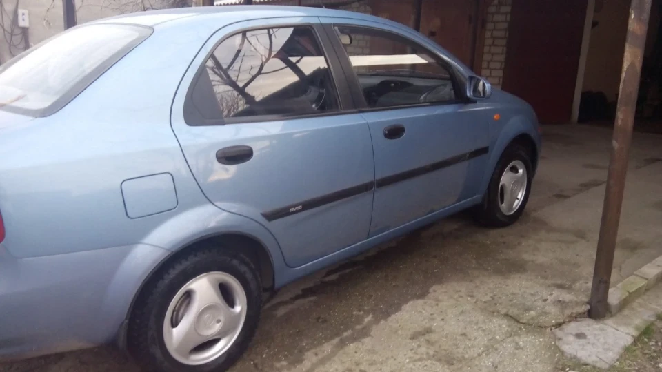 Chevrolet Aveo Sedan 5