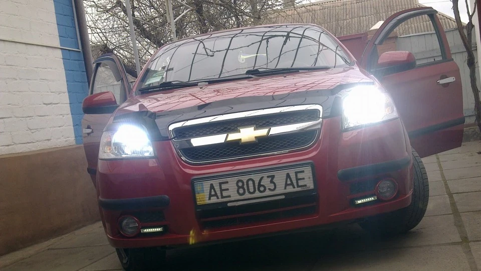 Chevrolet Aveo Sedan ツ 2