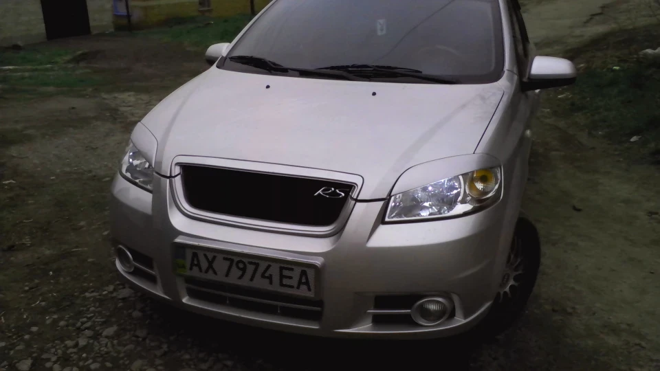 Chevrolet Aveo Sedan 3