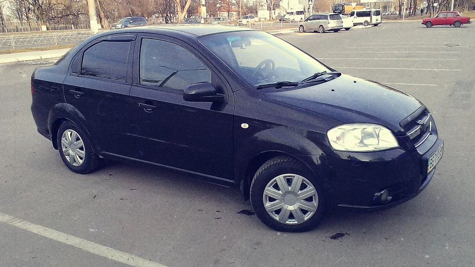 Chevrolet Aveo Sedan 2