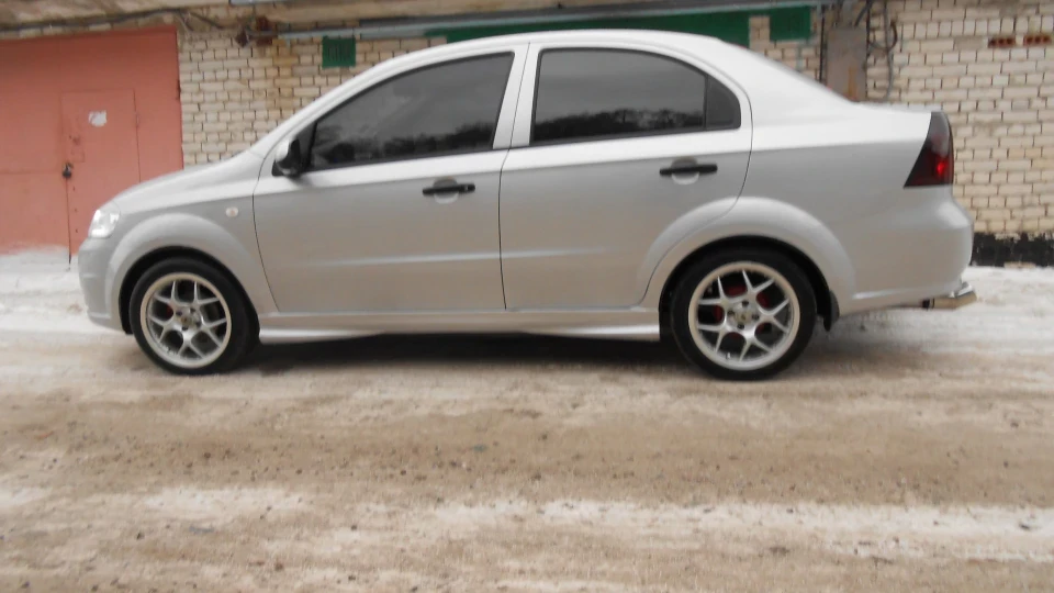 Chevrolet Aveo Sedan 2