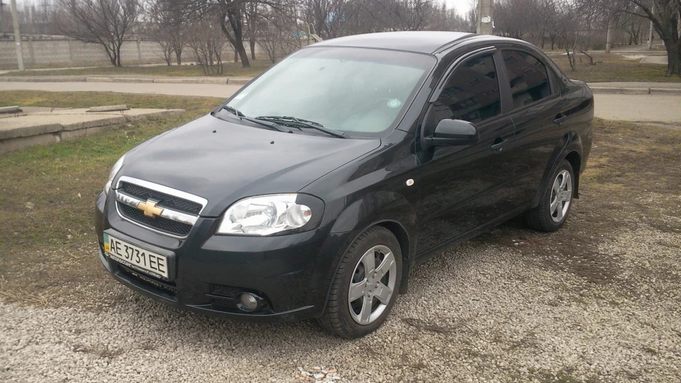 Chevrolet Aveo Sedan 3