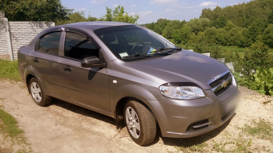 Chevrolet Aveo Sedan 2