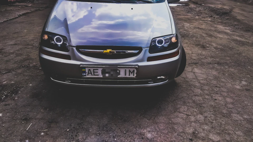 Chevrolet Aveo Sedan 1.5 8v 4