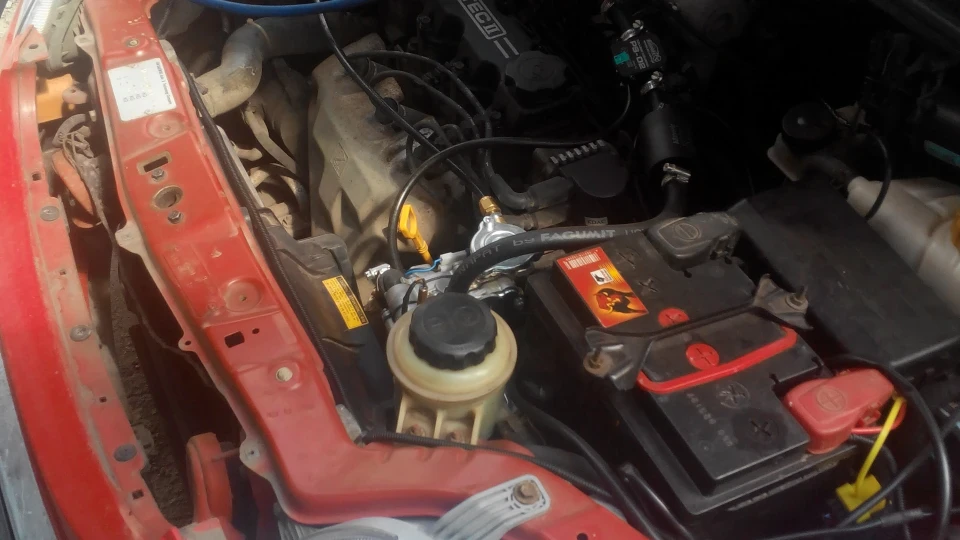 Chevrolet Aveo Sedan 1.5i 4