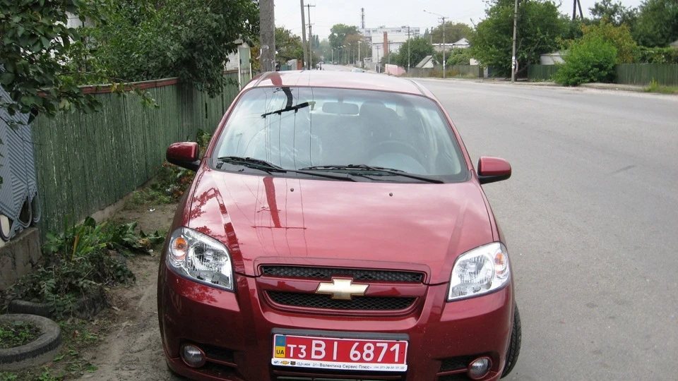 Chevrolet Aveo Sedan 1.6 LT 3